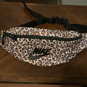 Nike leopard Fanny pack